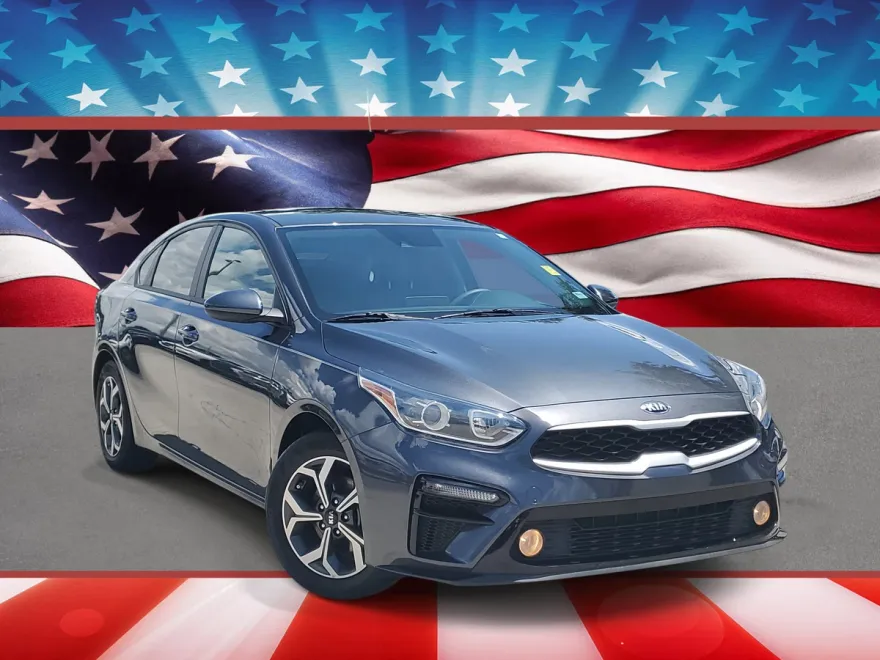 2020 Kia Forte LXS photo 1