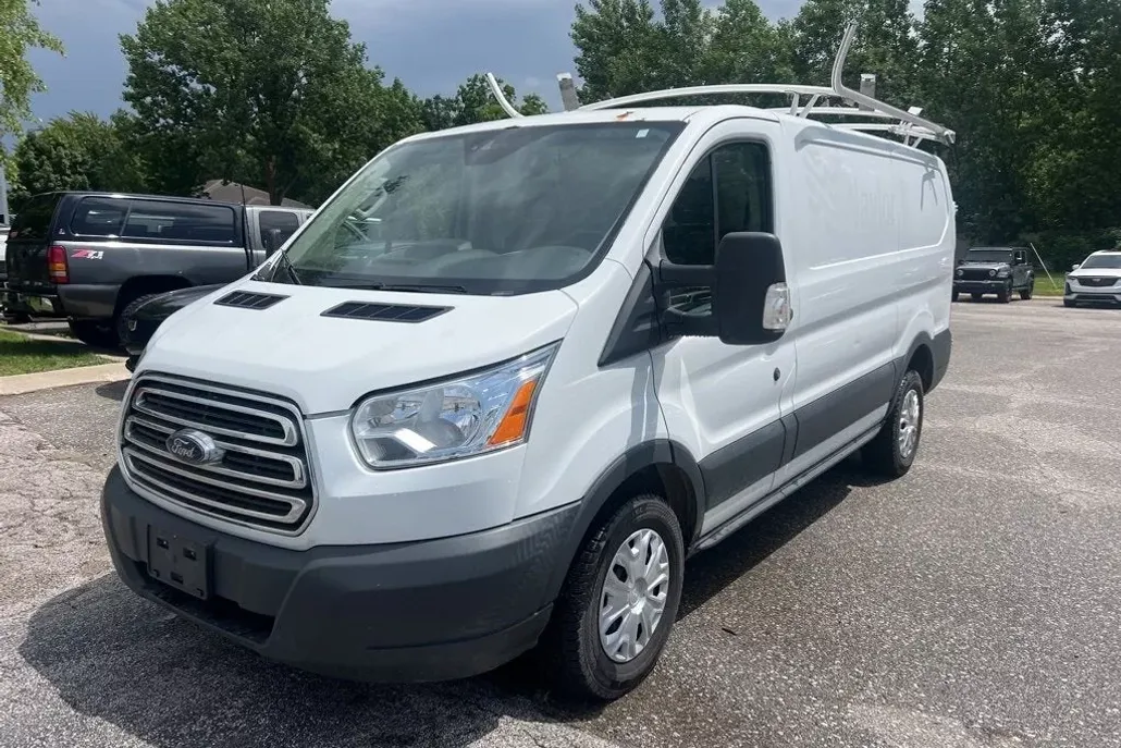 2017 Ford Transit Van photo 1