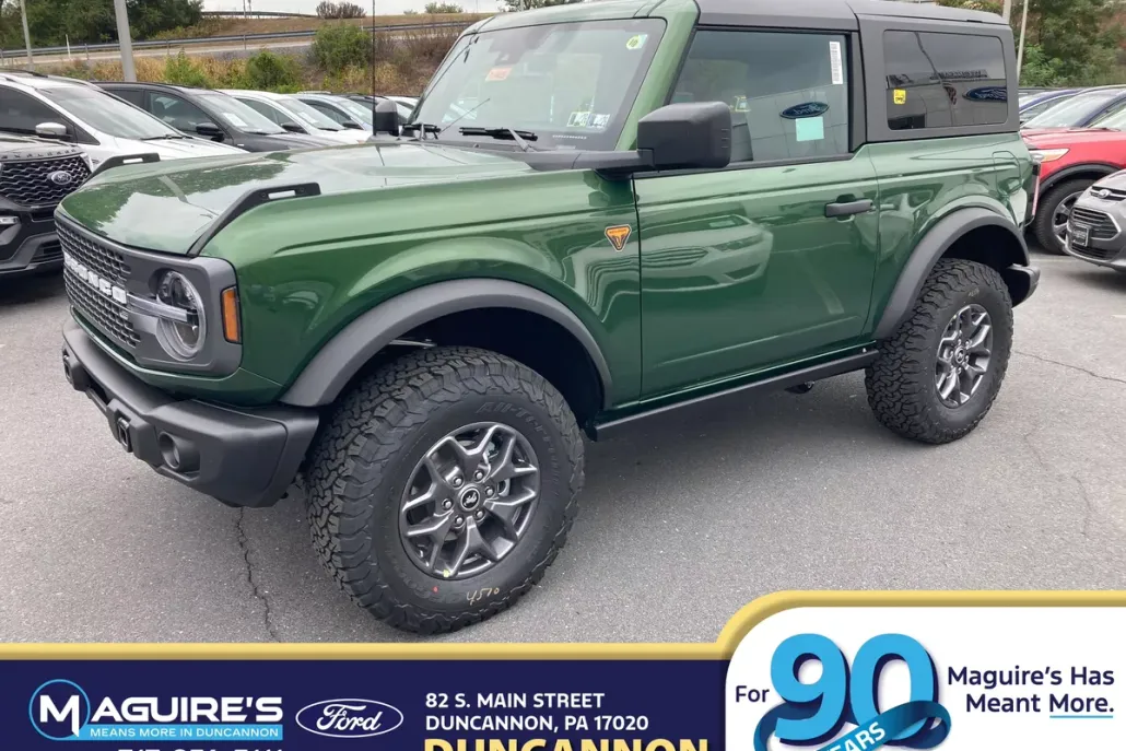 2025 Ford Bronco Badlands photo 1