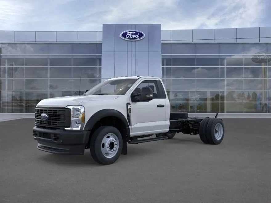 2025 Ford F-450 XL photo 1