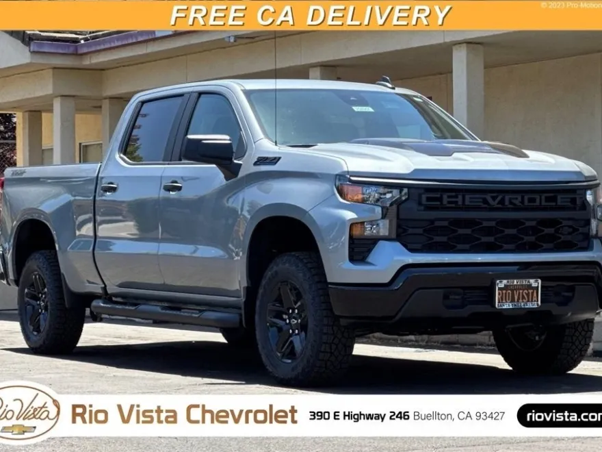 2025 Chevrolet Silverado 1500 Custom Trail Boss photo 1