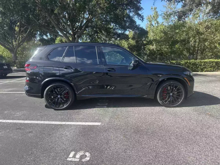 2026 Bmw X5 M60i photo 1