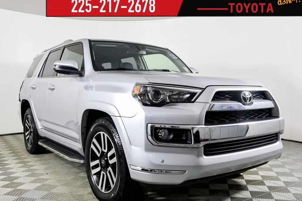 2019 Toyota 4Runner Limited photo 1