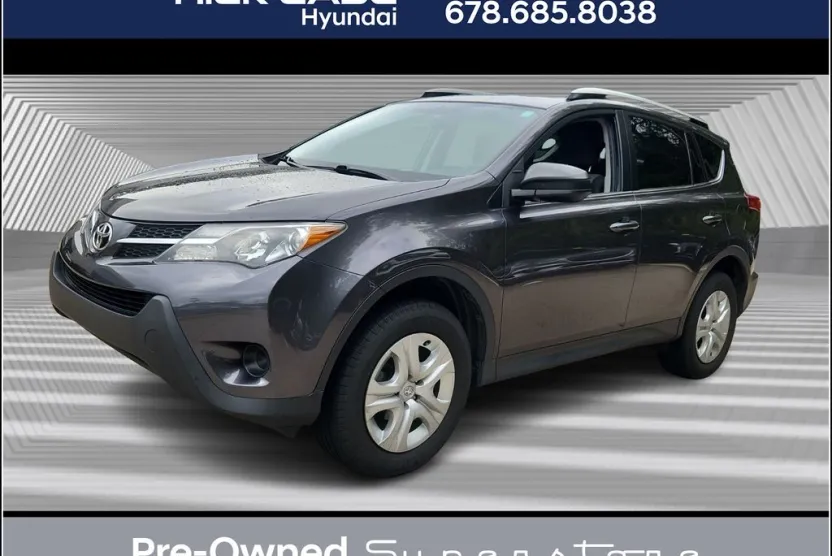 2014 Toyota RAV4 LE photo 1