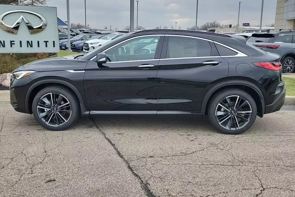 2025 Infiniti QX55 Essential photo 1