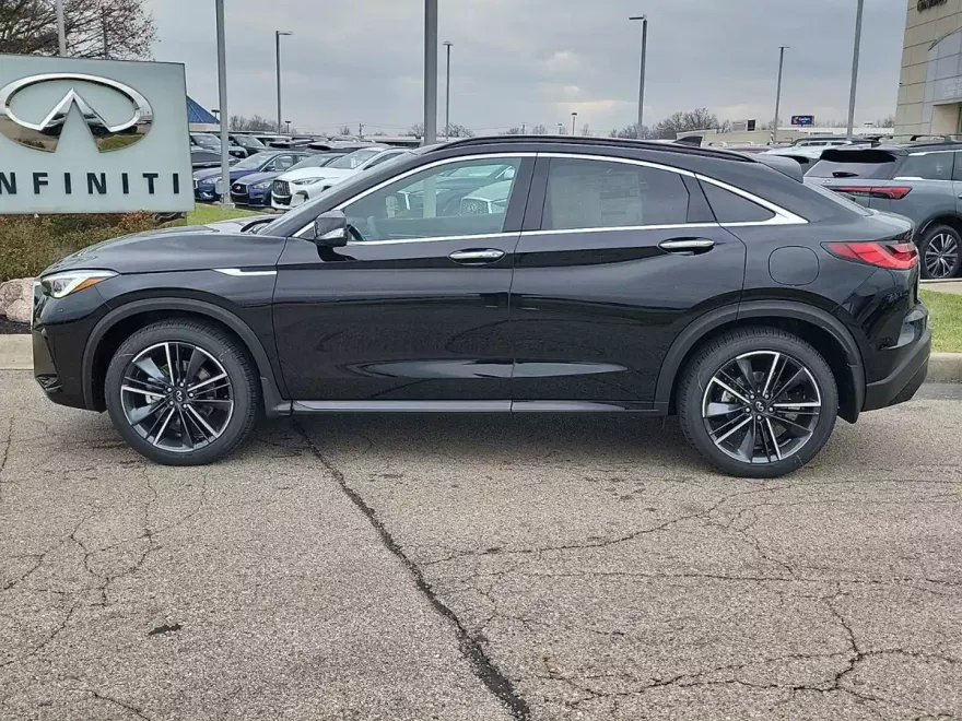 2025 Infiniti QX55 Essential photo 1