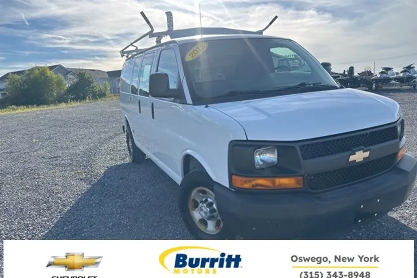 2015 Chevrolet Express Cargo Van photo 1