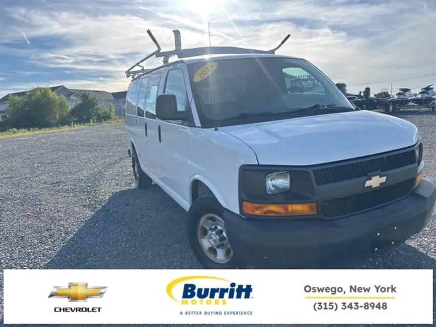 2015 Chevrolet Express Cargo Van photo 1