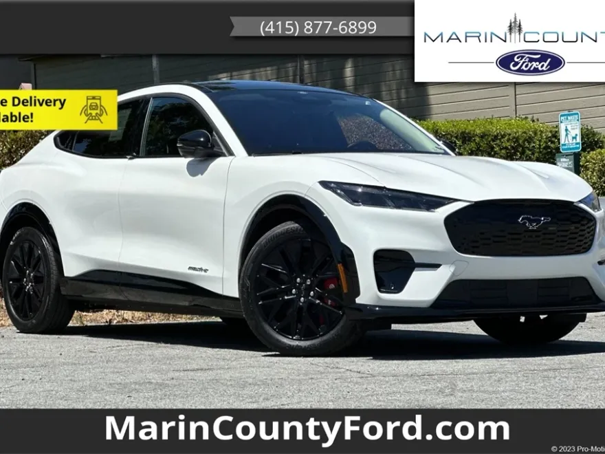 2025 Ford Mustang Mach-E Premium photo 1