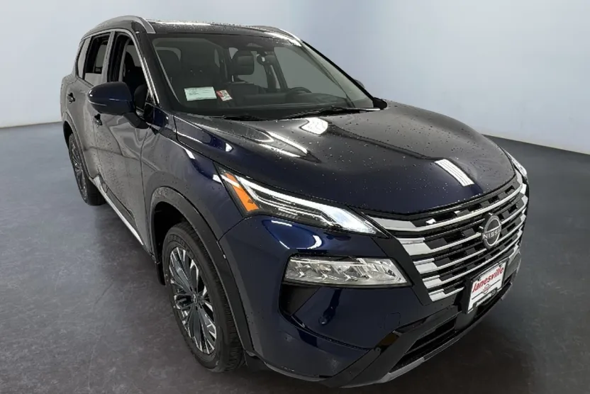 2026 Nissan Rogue Platinum photo 1