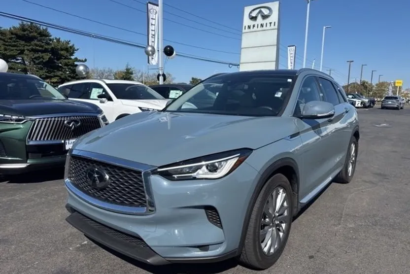 2024 Infiniti QX50 Luxe photo 1