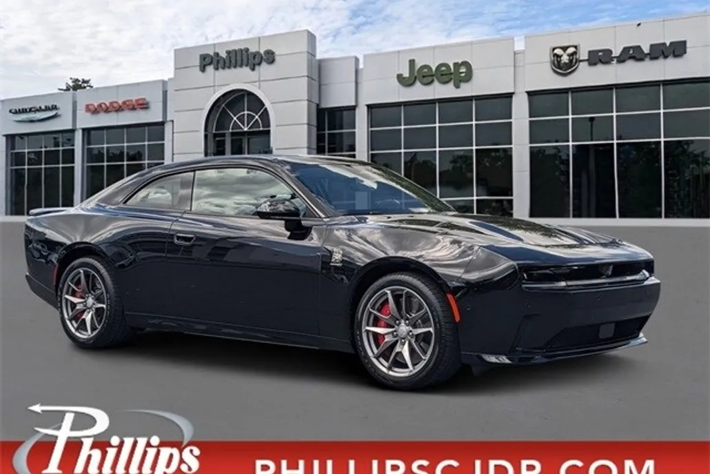 2025 Dodge Charger R/T Scat Pack photo 1