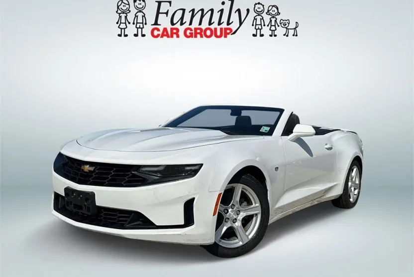 2020 Chevrolet Camaro 1LT photo 1
