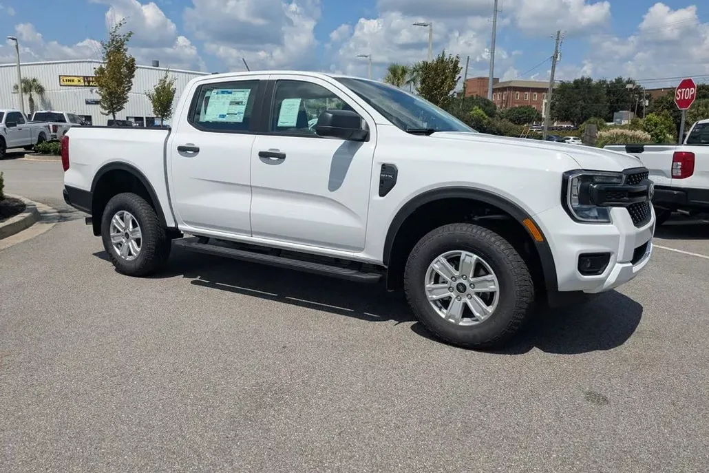 2025 Ford Ranger XL photo 1