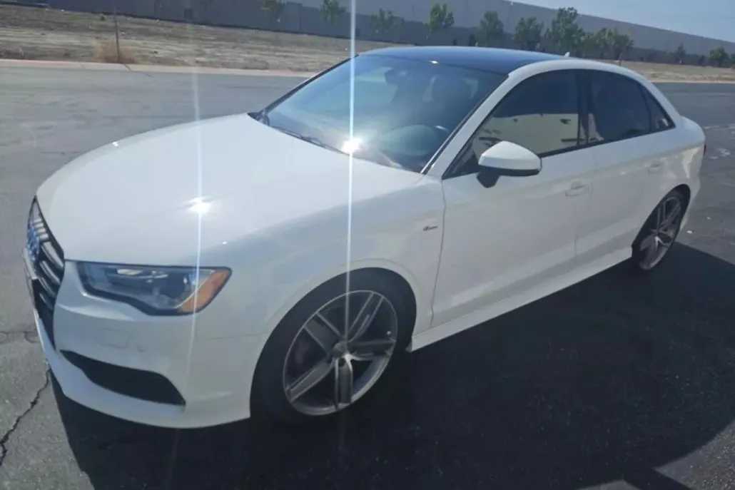 2016 Audi A3 1.8T Premium photo 1