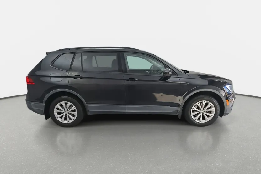 2018 Volkswagen Tiguan S photo 1