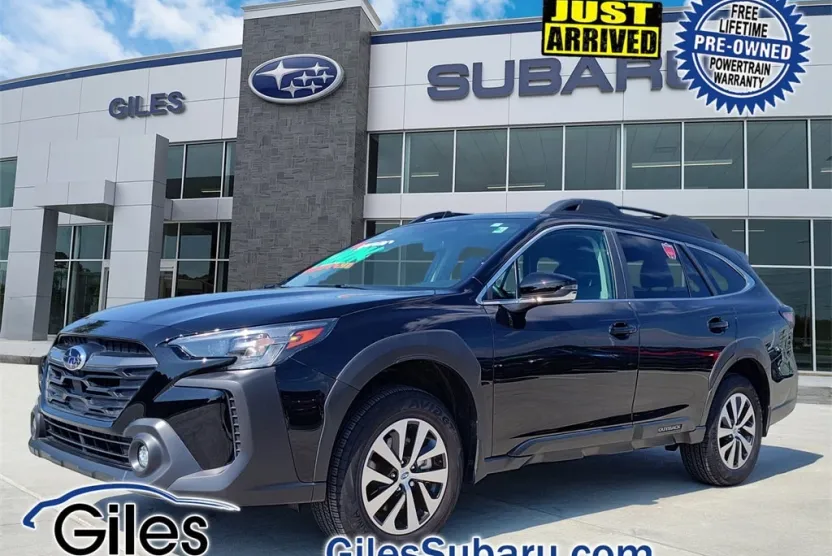 2025 Subaru Outback Premium photo 1