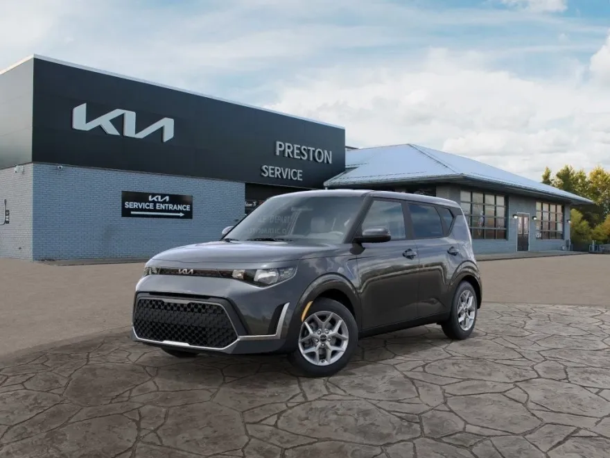 2025 Kia Soul LX photo 1