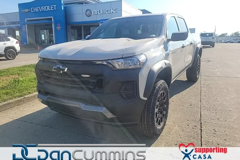2026 Chevrolet Colorado Trail Boss photo 1
