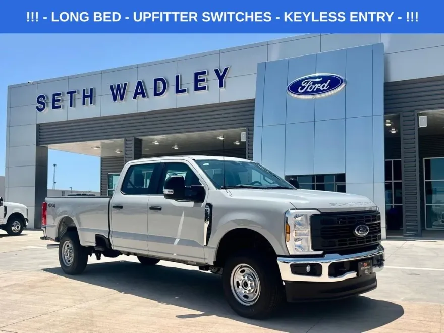 2025 Ford F-250 photo 1