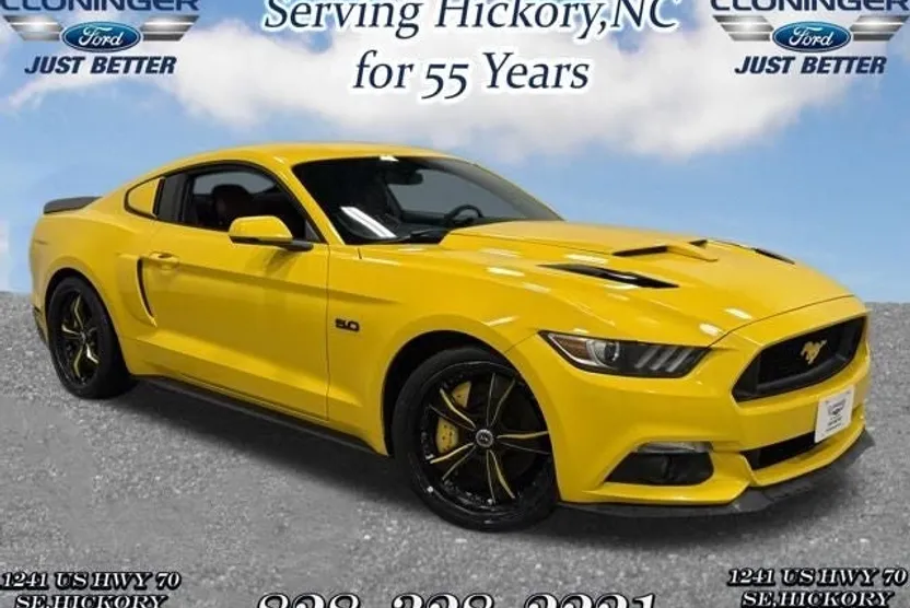 2015 Ford Mustang GT Premium photo 1