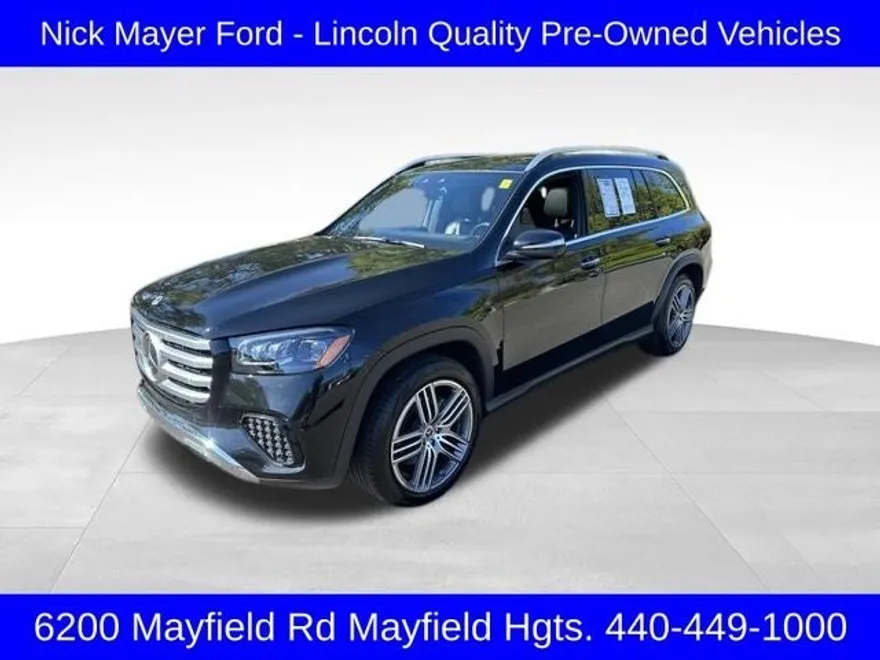 2025 Mercedes Benz GLS 450 4MATIC photo 1