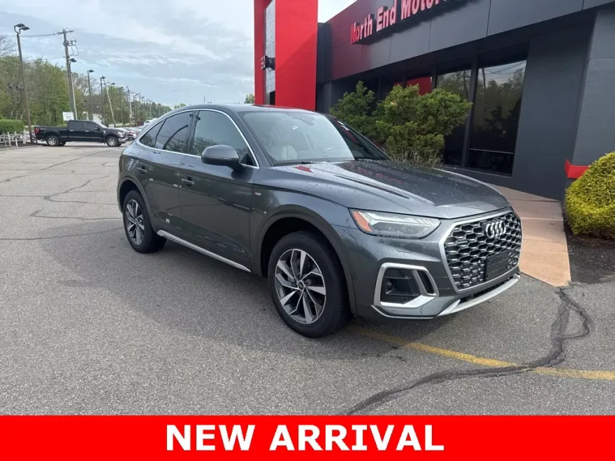 2022 Audi Q5 Sportback 45 S line Prestige photo 1