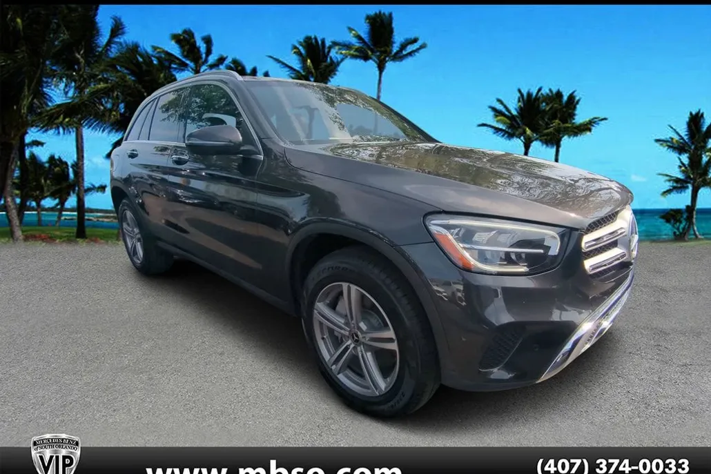 2022 Mercedes Benz GLC 300 photo 1