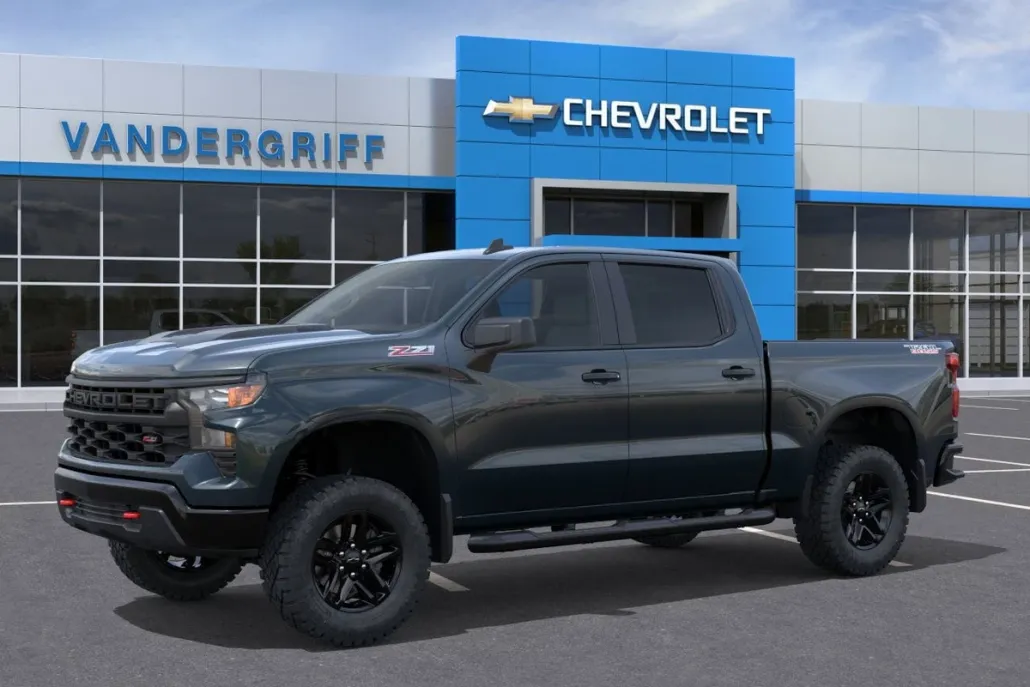 2026 Chevrolet Silverado 1500 Custom Trail Boss photo 1