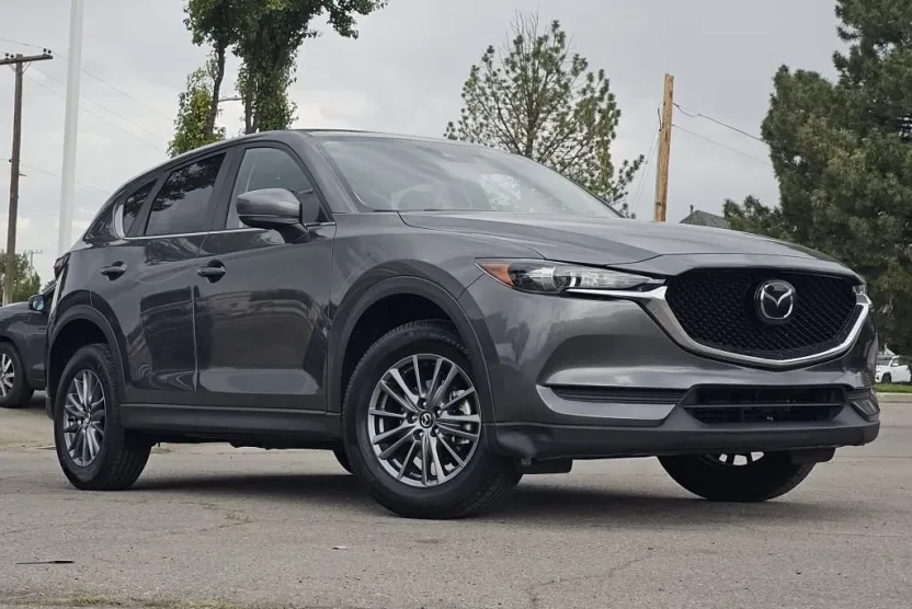 2021 Mazda CX-5 Touring photo 1