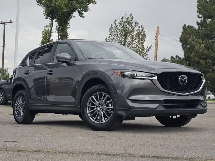 2021 Mazda CX-5 Touring photo 1