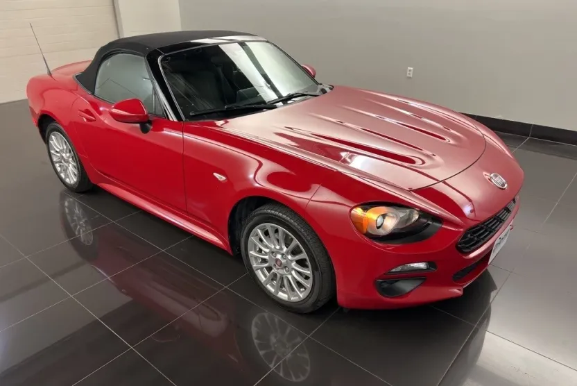 2020 Fiat 124 Spider Classica photo 1