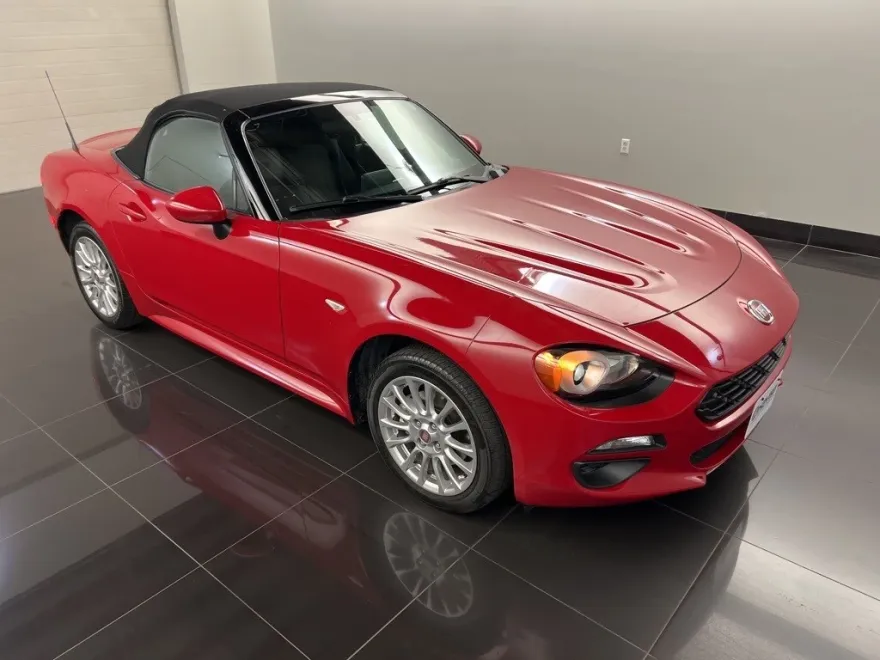 2020 Fiat 124 Spider Classica photo 1