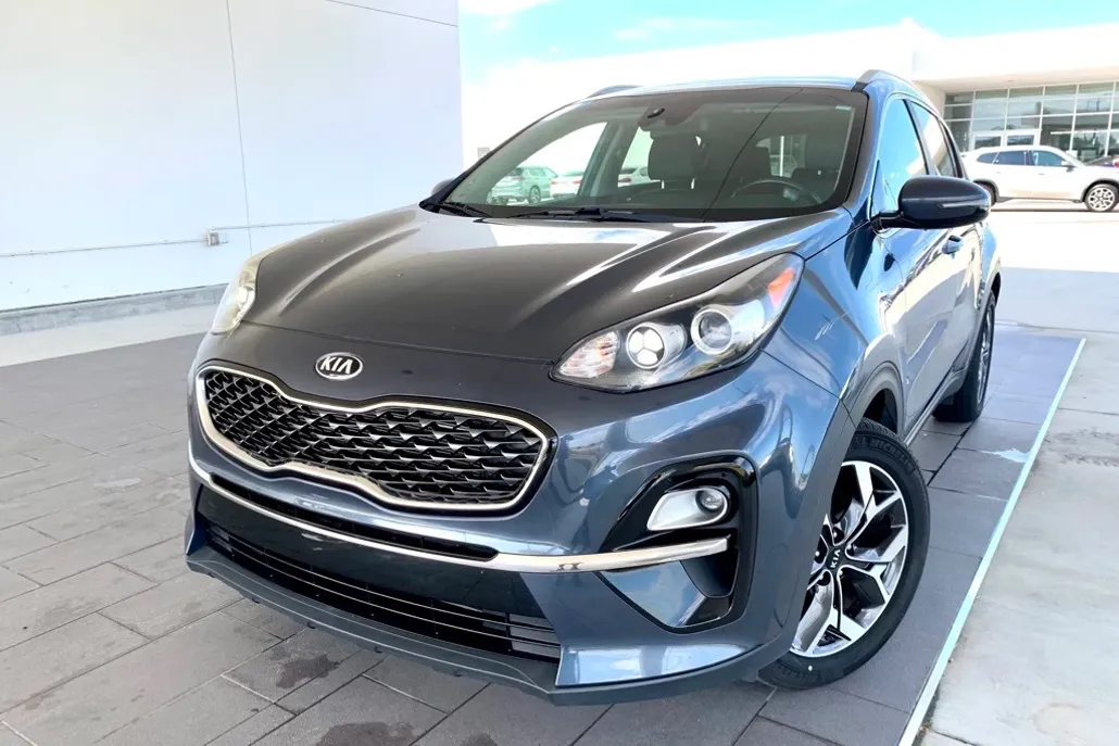 2020 Kia Sportage EX photo 1