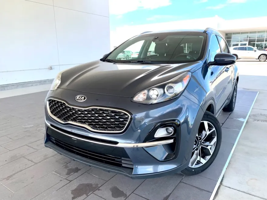2020 Kia Sportage EX photo 1