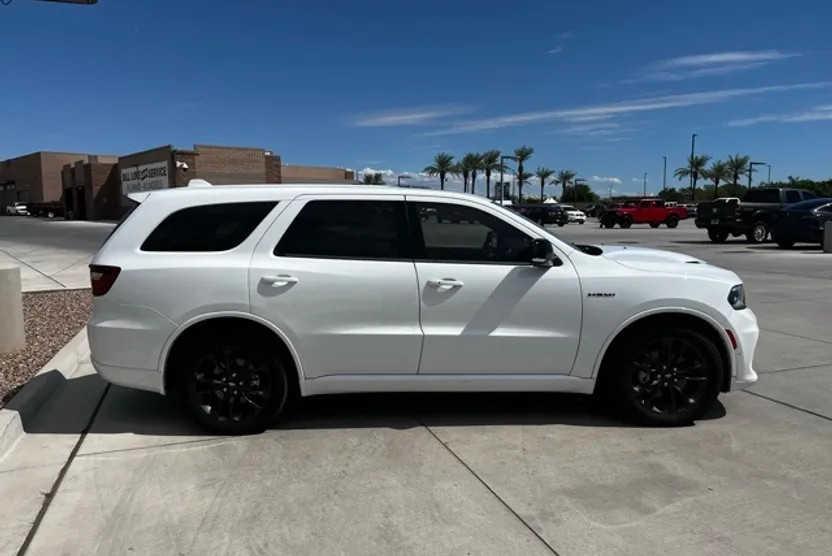 2022 Dodge Durango R/T photo 1