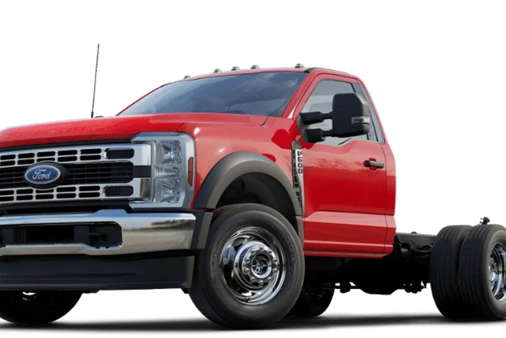 2024 Ford F-600 photo 1