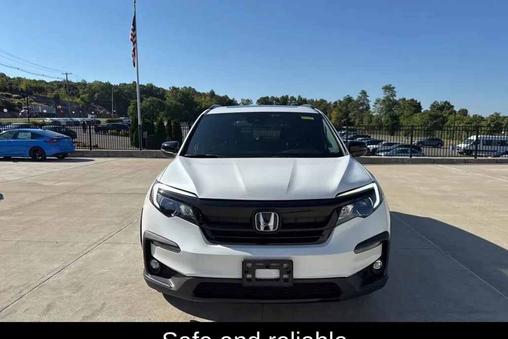 2022 Honda Pilot TrailSport photo 1
