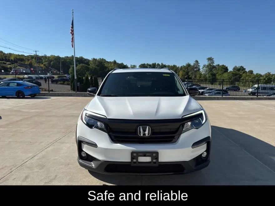 2022 Honda Pilot TrailSport photo 1