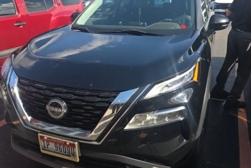 2023 Nissan Rogue SV photo 1