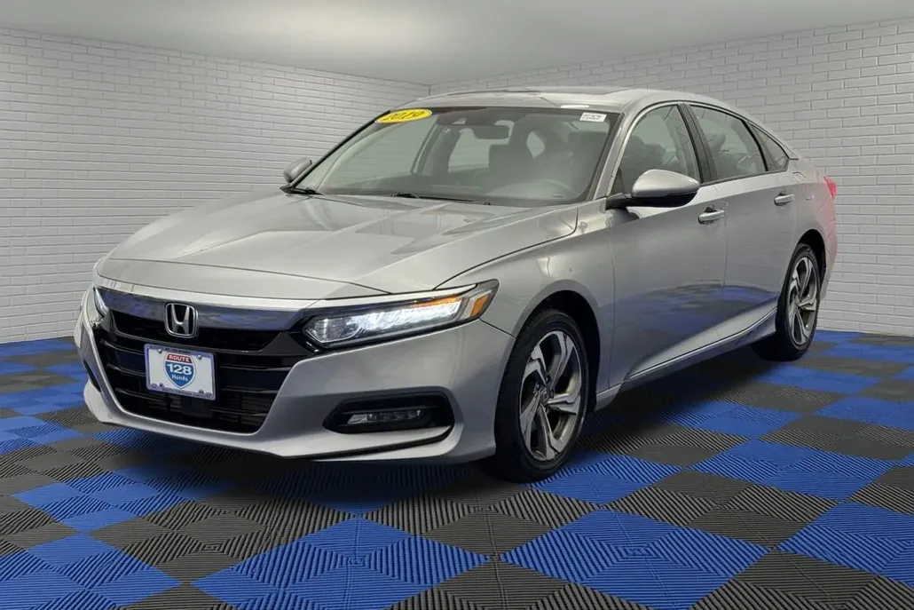 2018 Honda Accord EX-L 1.5T photo 1