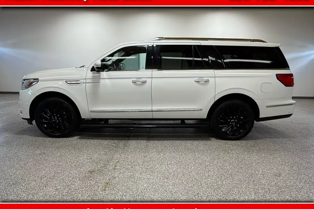 2020 Lincoln Navigator L Reserve photo 1