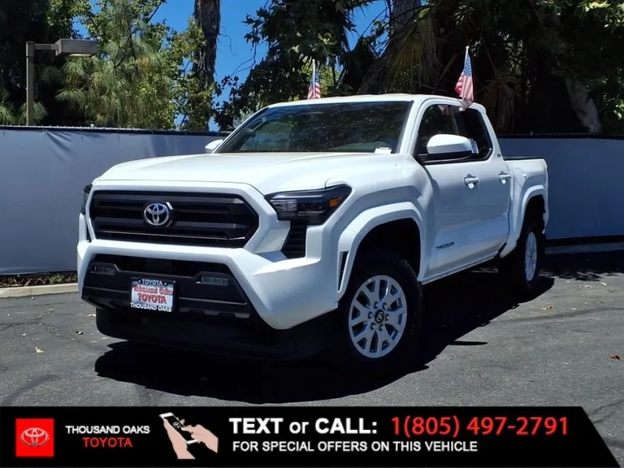 2025 Toyota Tacoma SR5 photo 1