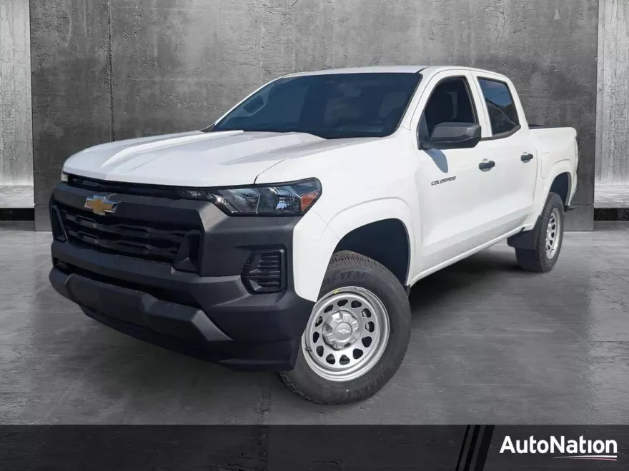 2025 Chevrolet Colorado LT photo 1