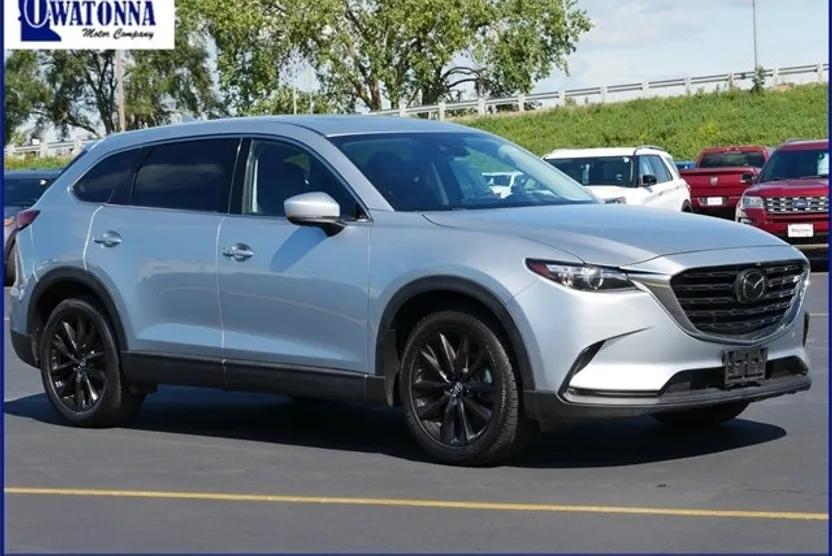 2023 Mazda CX-9 Touring photo 1