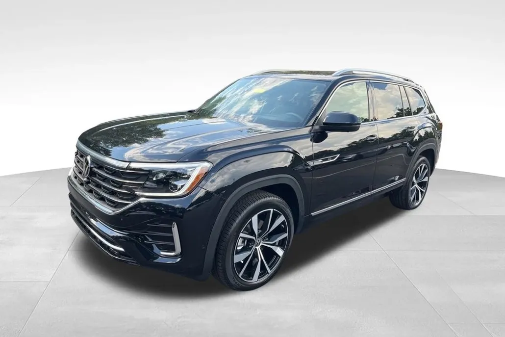 2026 Volkswagen Atlas SEL Premium R-Line photo 1