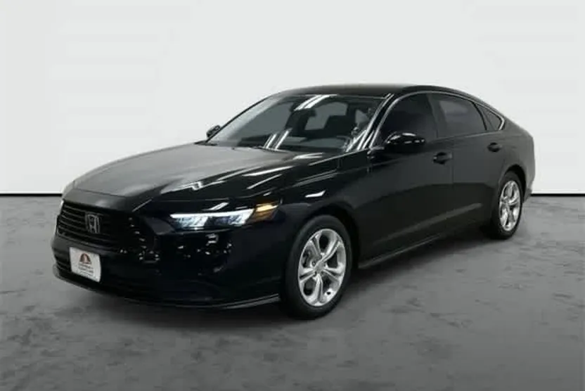 2025 Honda Accord LX photo 1