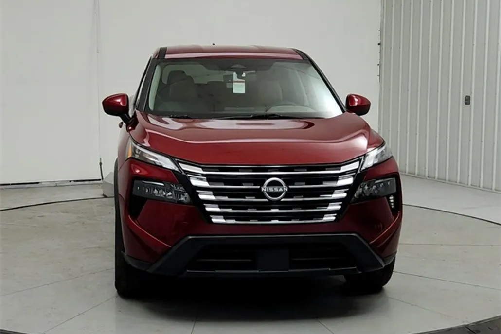 2025 Nissan Rogue SV photo 1