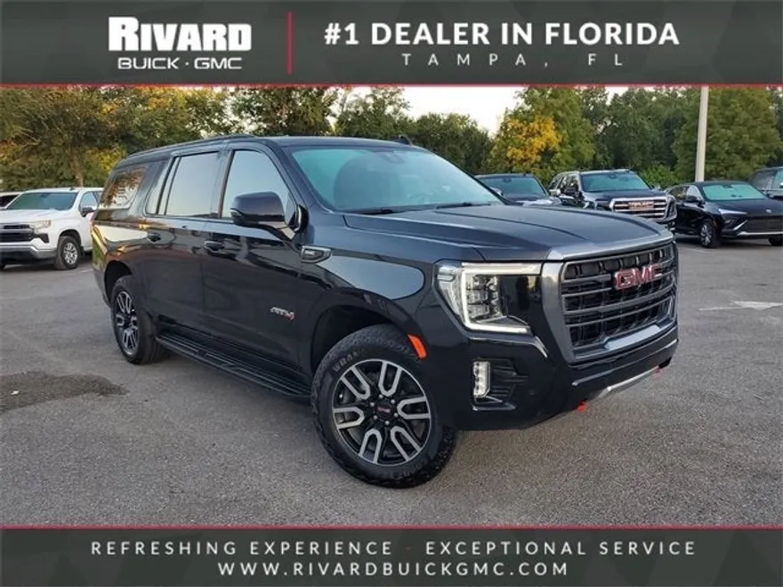 2024 Gmc Yukon XL AT4 photo 1