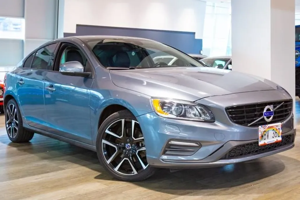 2018 Volvo S60 Dynamic photo 1